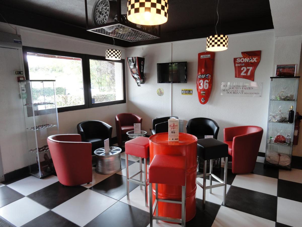 Enzo Hotels Vierzon By Kyriad Direct Exterior photo