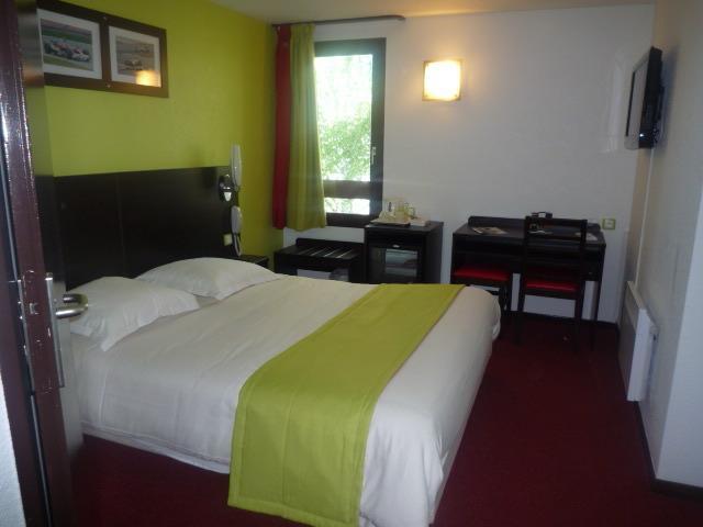 Enzo Hotels Vierzon By Kyriad Direct Room photo